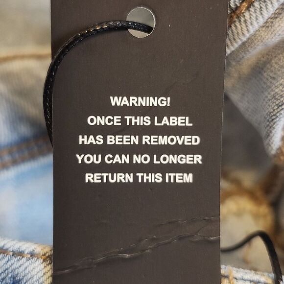 Fashion Nova NWT Lost Without You soft stretch bootcut jeans, light, size 7 - Picture 11 of 12